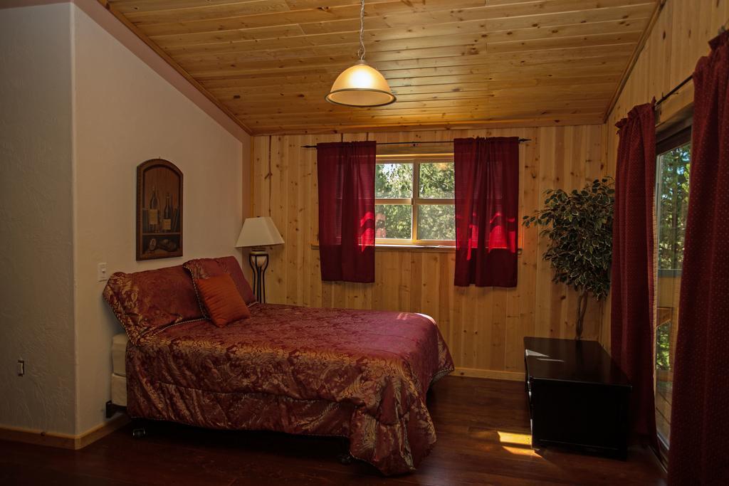 Diamondstone Guest Lodges La Pine Luaran gambar