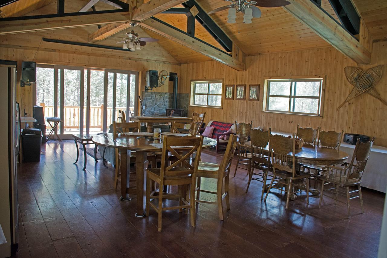Diamondstone Guest Lodges La Pine Luaran gambar