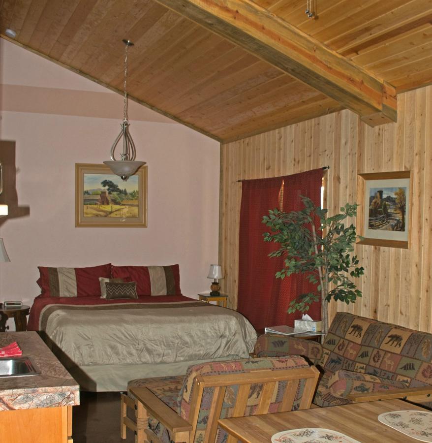 Diamondstone Guest Lodges La Pine Luaran gambar