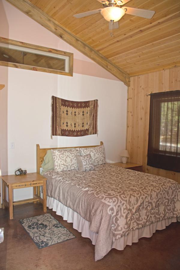 Diamondstone Guest Lodges La Pine Luaran gambar