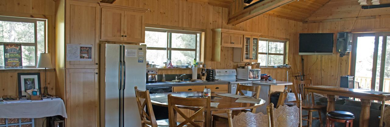 Diamondstone Guest Lodges La Pine Luaran gambar
