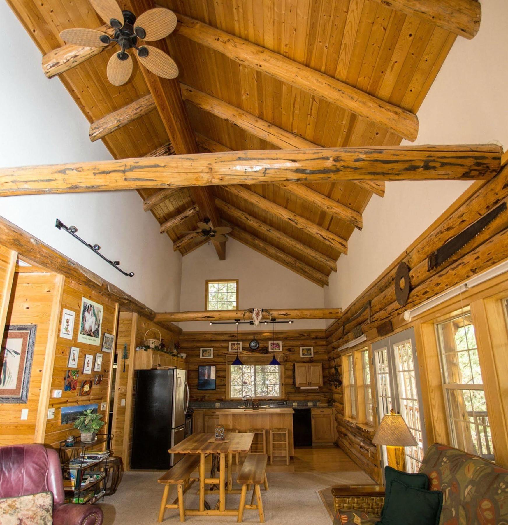 Diamondstone Guest Lodges La Pine Luaran gambar